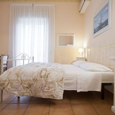 Villa Liberty Palazzo Gigante Lecce Esterno foto
