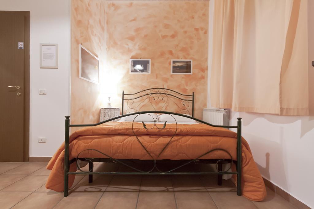 Villa Liberty Palazzo Gigante Lecce Esterno foto