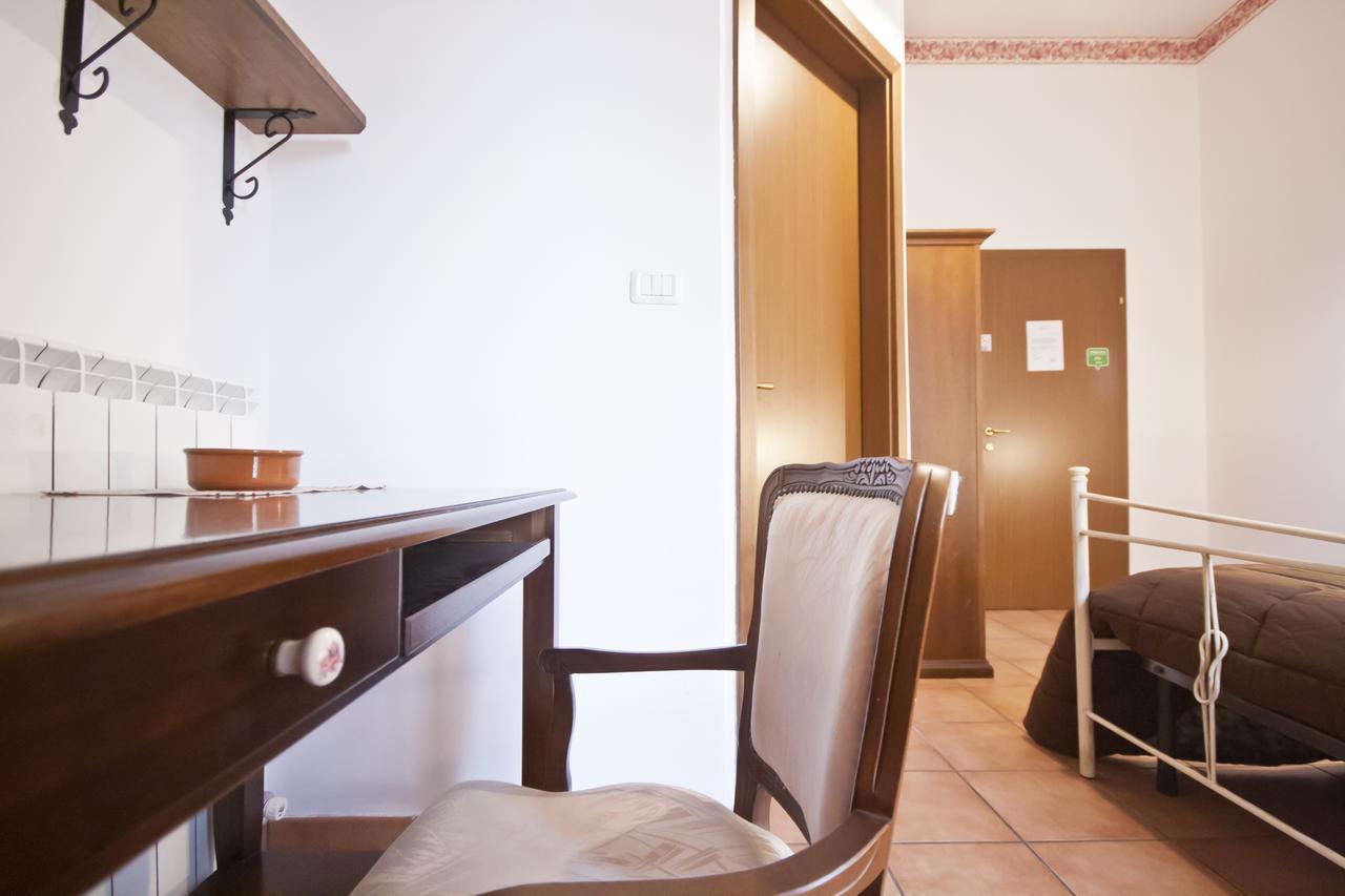 Villa Liberty Palazzo Gigante Lecce Esterno foto
