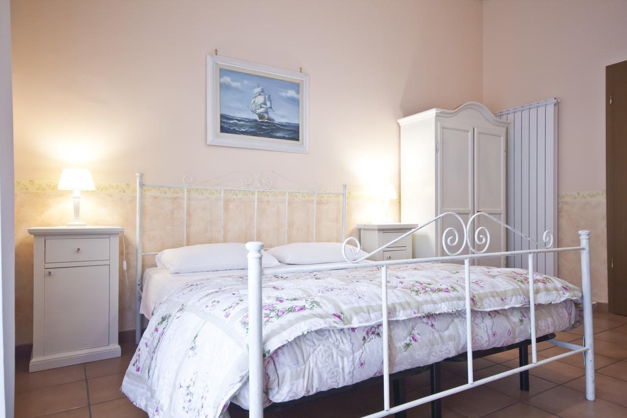 Villa Liberty Palazzo Gigante Lecce Esterno foto